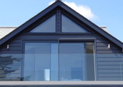 Visoslide in anthracite grey fitted in Truro alitherm plus gable frames